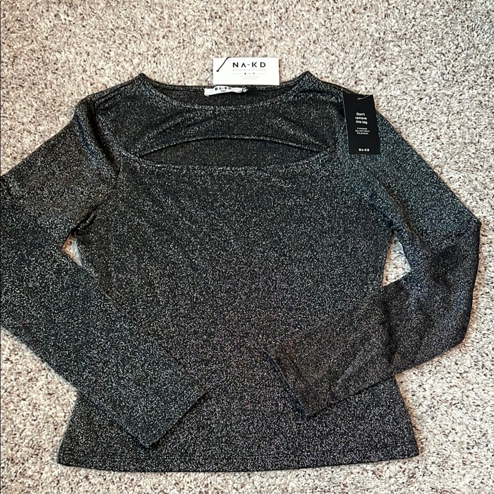 Women's Black Long Sleeve Top